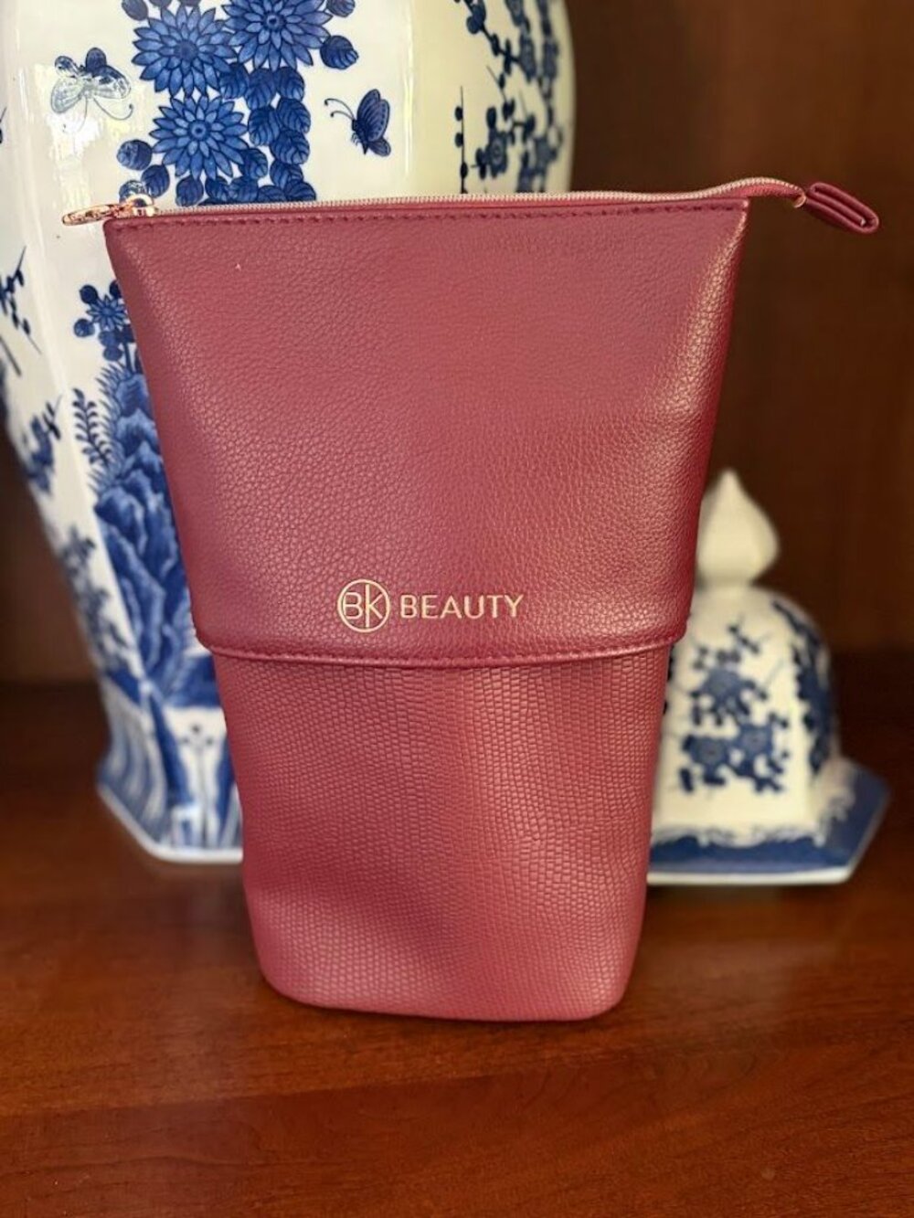 BK Beauty Standup Brush Holder & Travel Makeup Bag - Burgundy - Picture 9 of 12